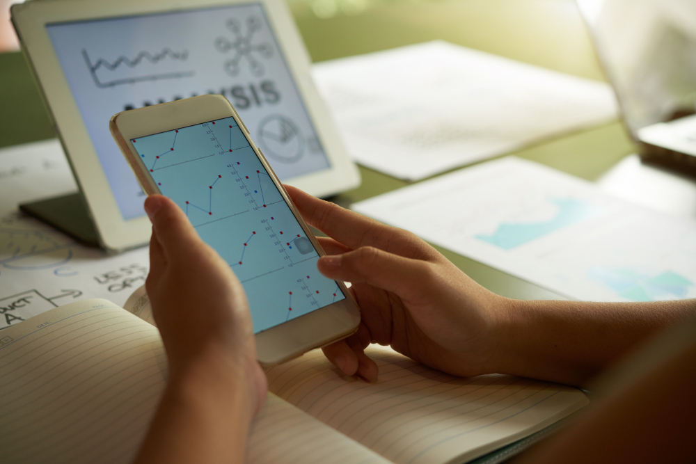 Custom Mobile App Development in Dubai: Why Businesses Shouldn’t Settle for Templates