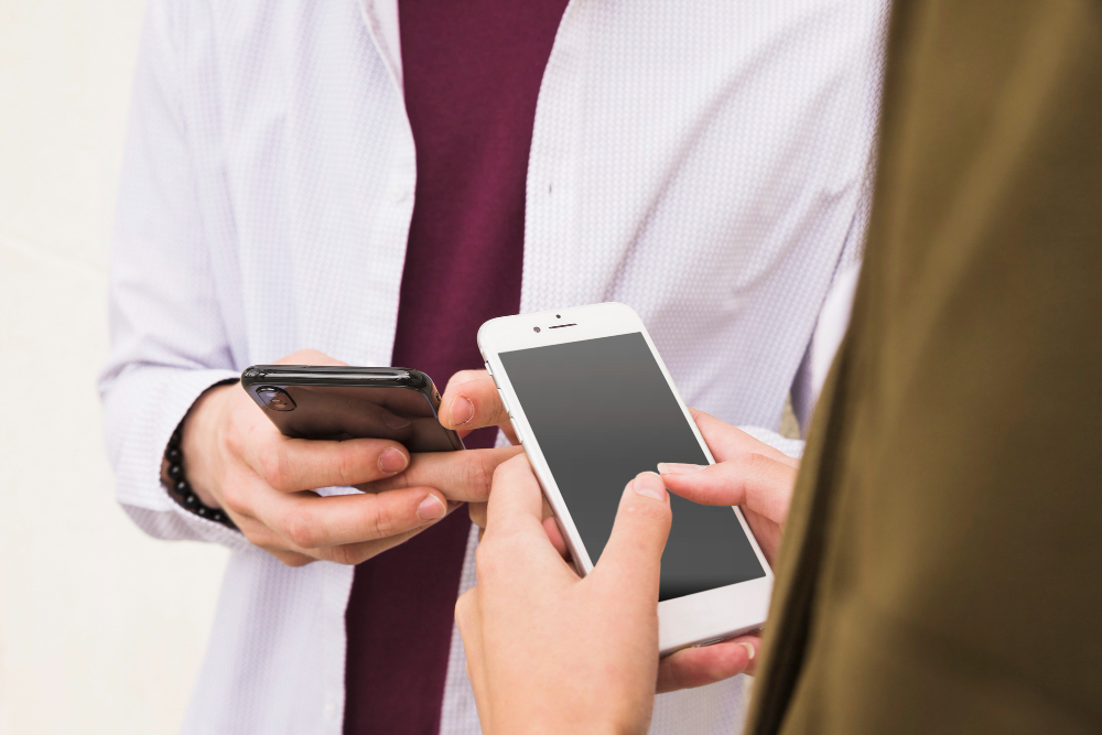 UAE Laws & Regulations You Must Know Before Launching a Mobile App
