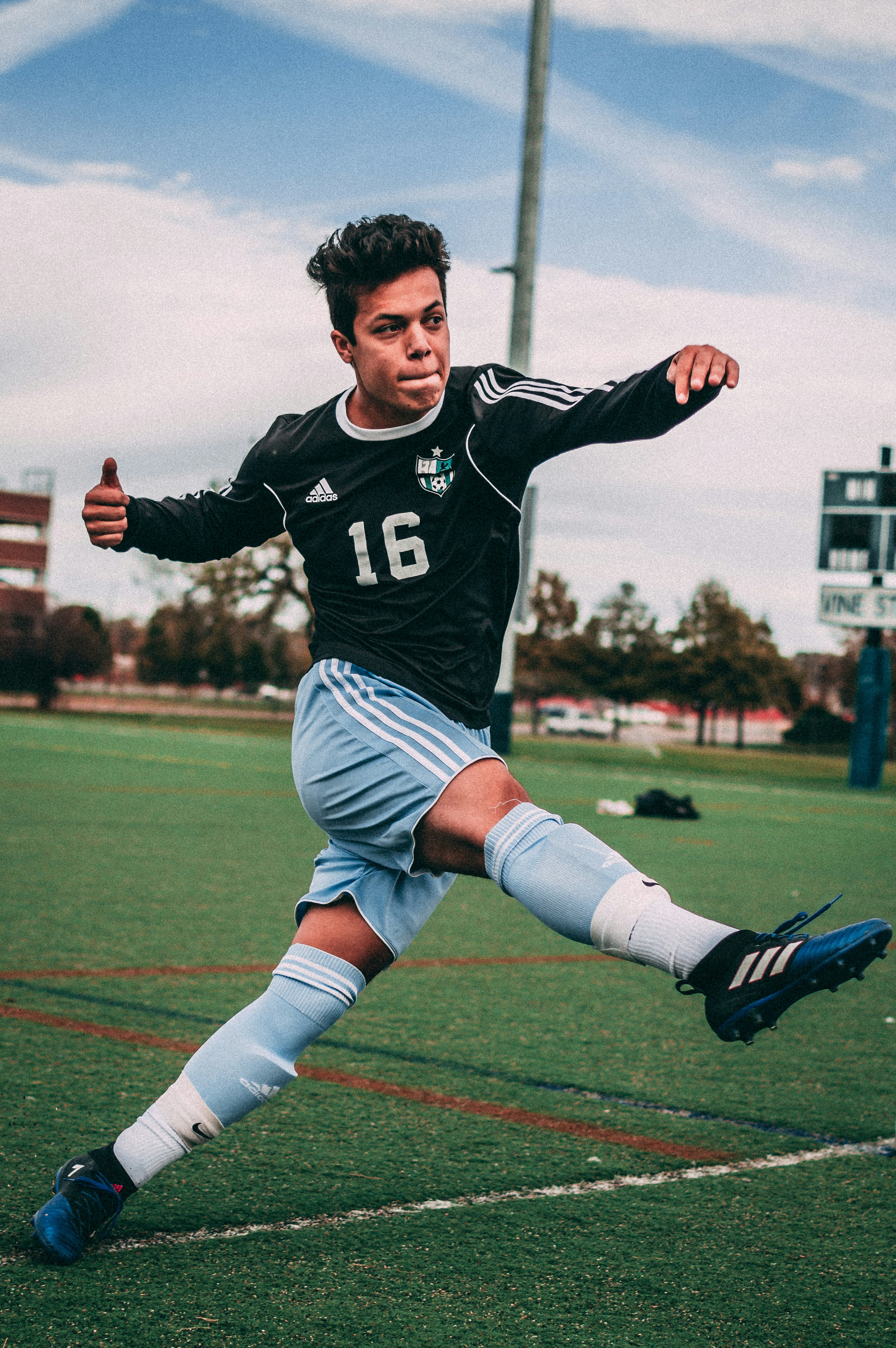 How to Build a Football Academy App for UAE Sports Businesses